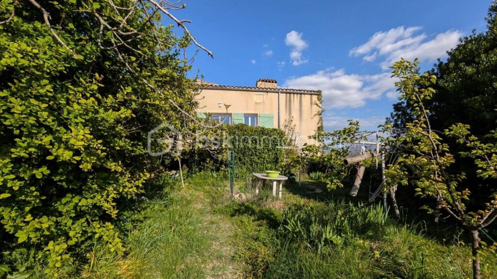 EXCLUSIVITÉ – Maison en pierre avec vue panoramique – Savasse (Drôme provençale) – 7 pièces – 3 chambres – 130 m²