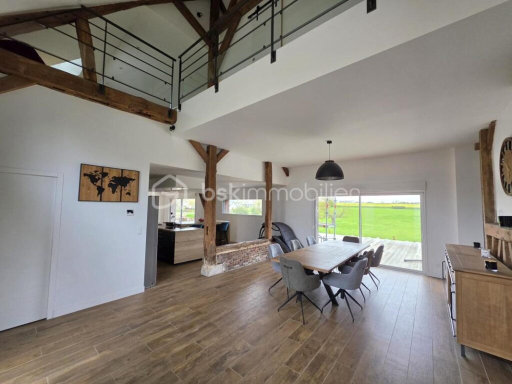 Longère exceptionnelle 330m² rénovée 6 chambres garage terrain 799m² DPE B – 11 pièces – 6 chambres – 330 m²