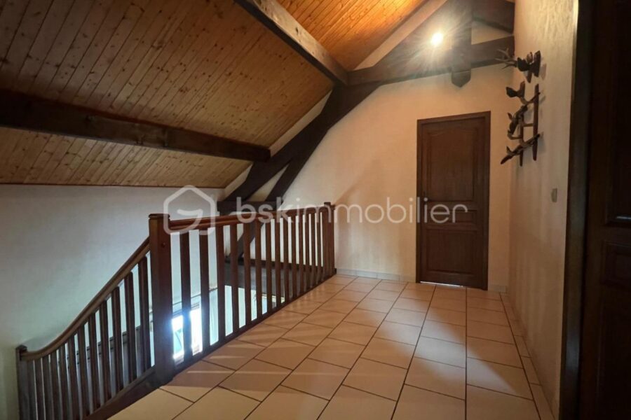 Maison à vendre à Saint julien de raz