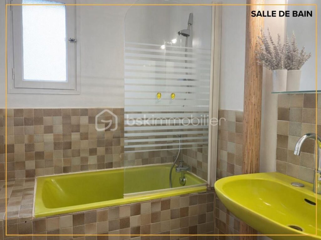 T3 lumineux avec balcon & clim + garage et cave / vendu libre – 3 pièces – 2 chambres – 72 m²