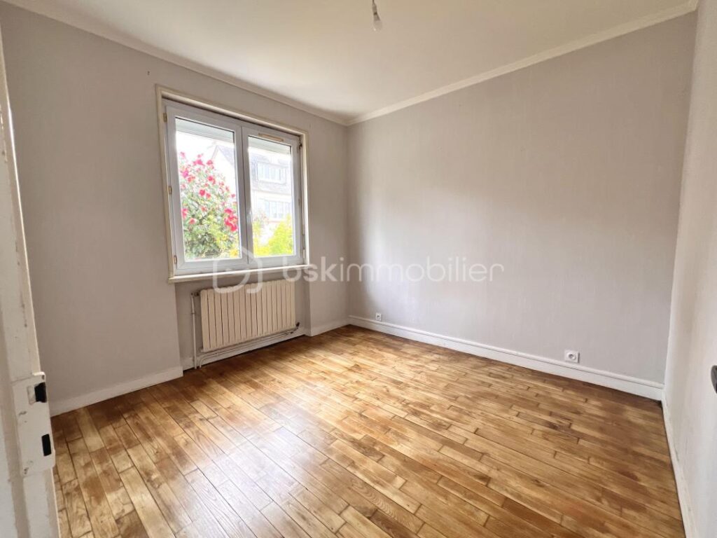 Maison de 4 chambres avec jardin – 4 pièces – 4 chambres – 100 m²