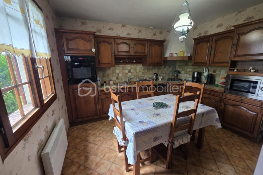 Maison à vendre à Paron