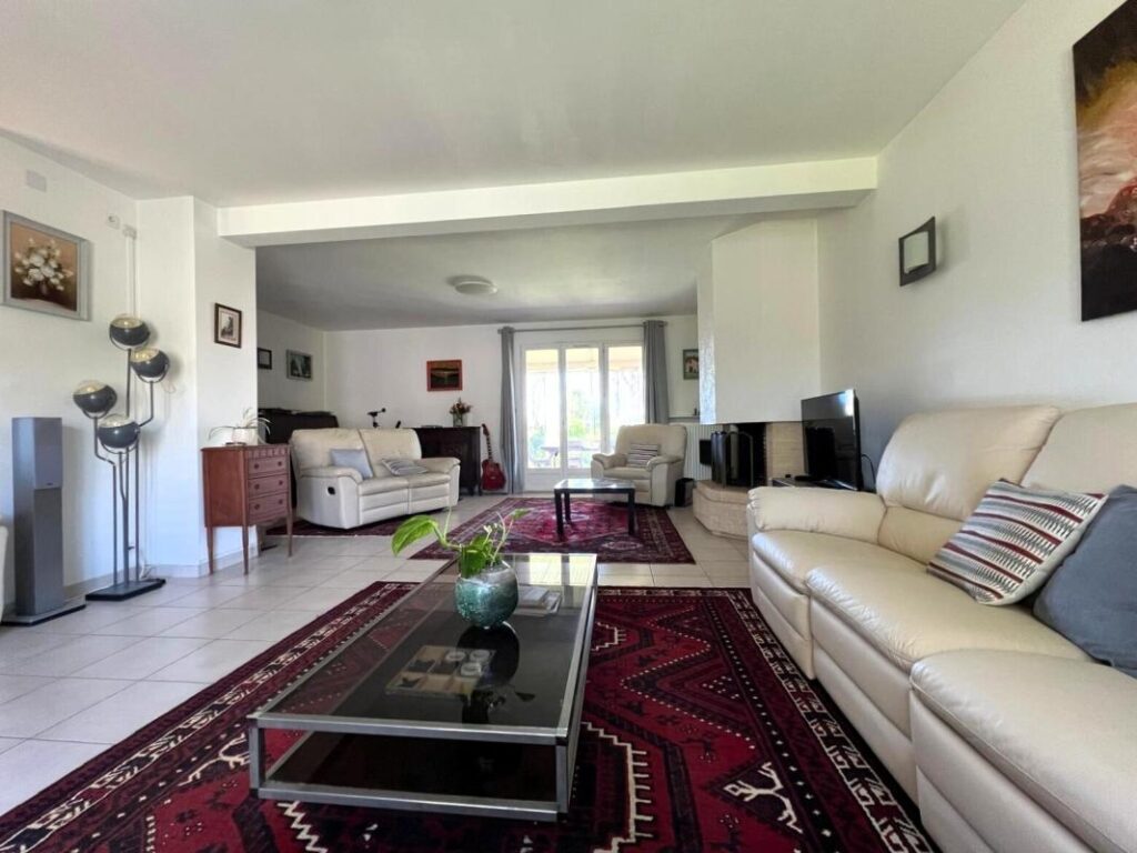 Élégante villa familiale avec vue Pyrénées – L’Union, proche Toulouse – 8 pièces – 5 chambres – 235 m²