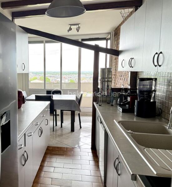 Appartement à vendre à Bagnolet — Vue sur la ville — photo 5