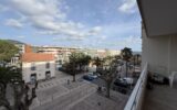 Cavalaire-sur-Mer (83240) – Appartement T4 traversant de plus de 84m2 en Centre Ville, à 150 m du bord de Mer – 4 pièces – 3 chambres – 84 m²