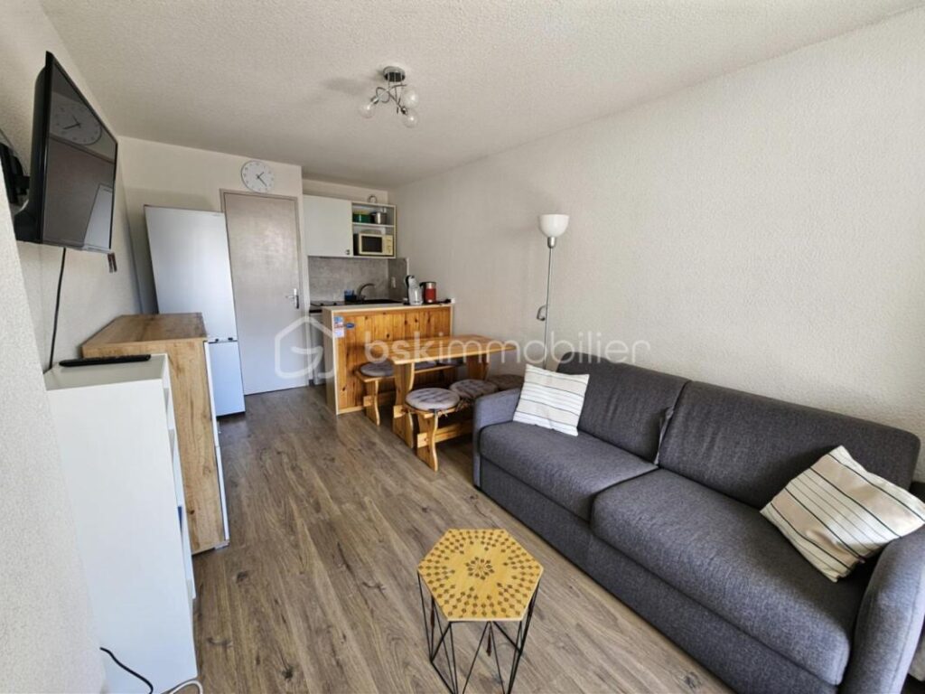 **EXCLUSIVITÉ – Studio avec coin cabine – Vue montagnes exceptionnelle** – 1 pièce – NR chambres – 21 m²