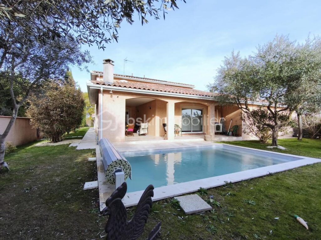 PROPRIÉTÉ D’EXCEPTION À TOULOUSE | 245 m² | TERRAIN DE 1000 M2 | PRESTATIONS HAUT DE GAMME – 9 pièces – 5 chambres – 245 m²