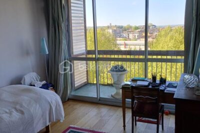 Bel appartement en centre ville – 3 pièces – 2 chambres – 70 m²