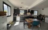 À vendre : Magnifique maison F5 de 2020 dans le cirque de Cilaos, à l’île de La Réunion – 5 pièces – 4 chambres – 137 m²