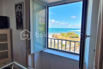 BIARRITZ PLACE SAINTE EUGENIE – 3 pièces – 2 chambres – 54 m²