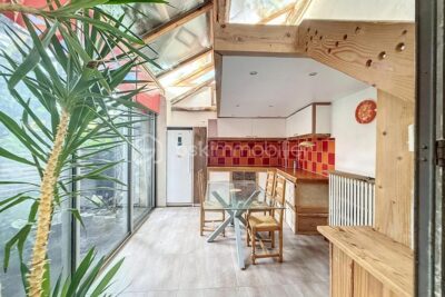 Charmante maison de ville sur 3 niveaux à fort potentiel!! – 5 pièces – 3 chambres – 116 m²