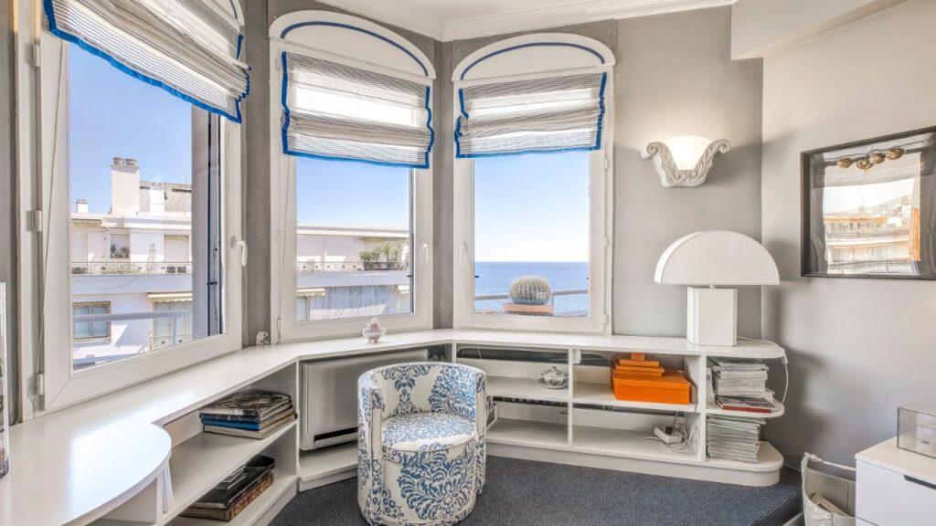 Exceptionnel Nice Promenade 3/4p en dernier étage avec terrasses – 4 pièces – 2 chambres – 123 m²