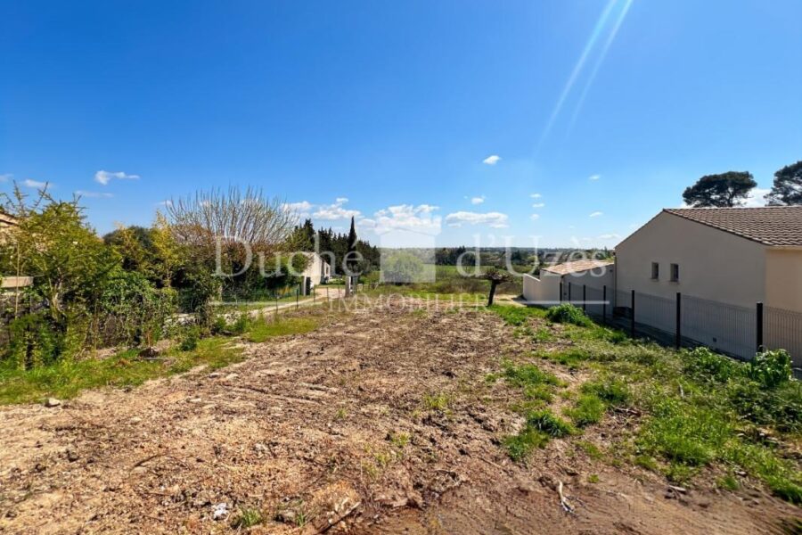 Terrain à vendre à Uzes