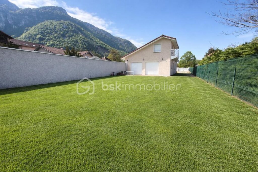COUP DE CŒUR – Maison récente avec vue exceptionnelle à Rovon – 4 pièces – 3 chambres – 124 m²