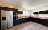 Maison contemporaine 2015 – 140m2 – 5,12 ares de terrain – 5 pièces – 4 chambres – 140 m²