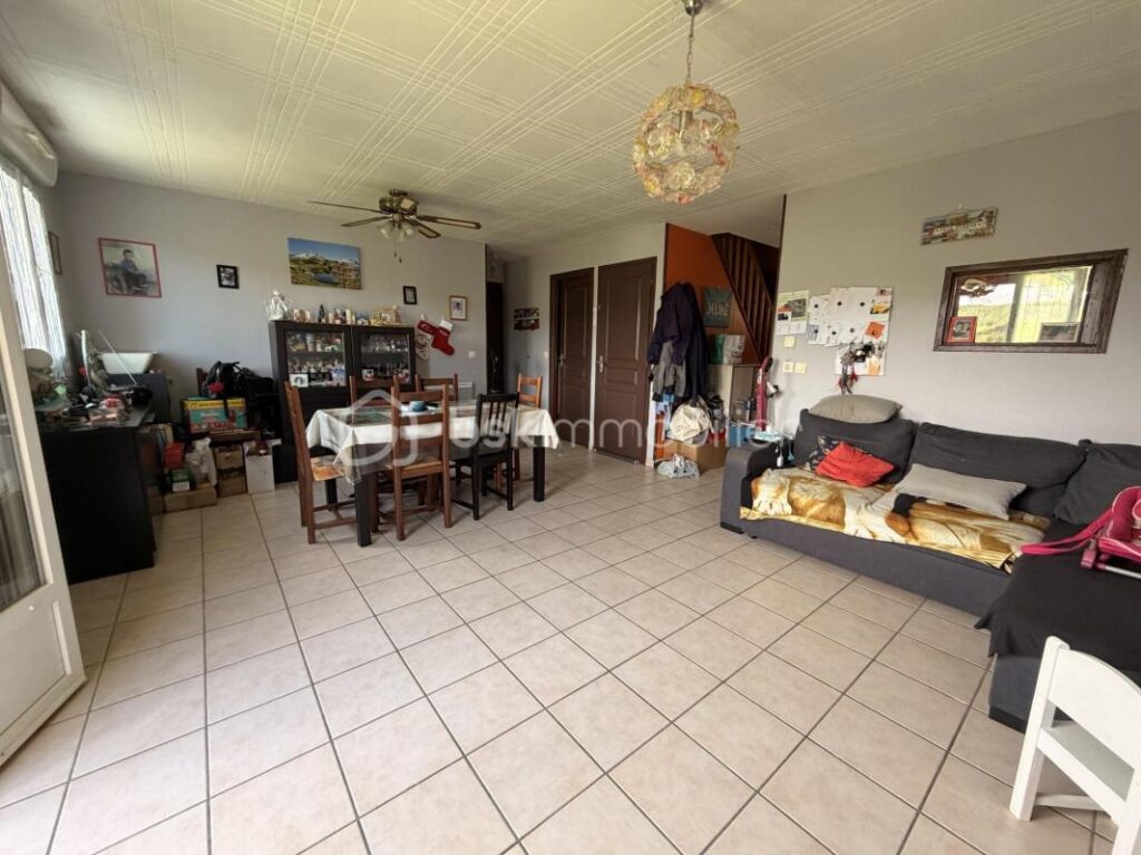 Maison sur sous sol complet 3 chambres – 4 pièces – 3 chambres – 81 m²