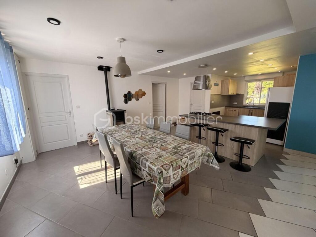 Maison de 122m² 3 chambres à 10 min des premières plages – 4 pièces – 3 chambres – 122 m²