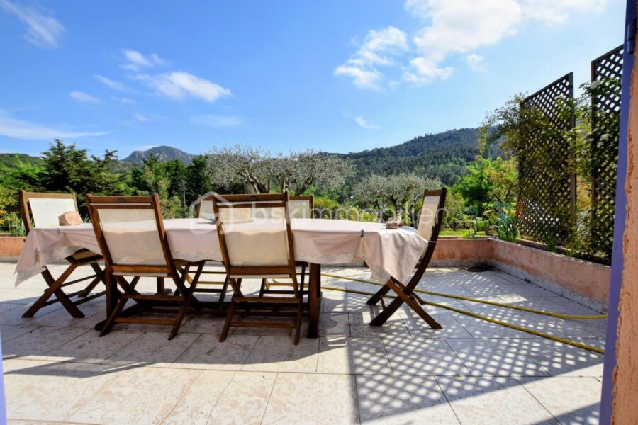 Maison à vendre à Les adrets de l esterel