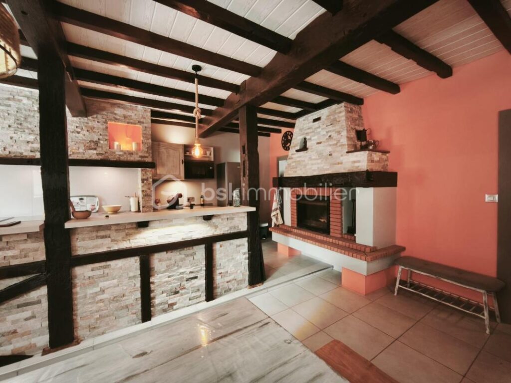 Charmant corps de ferme rénové – 6 pièces – 5 chambres – 205 m²