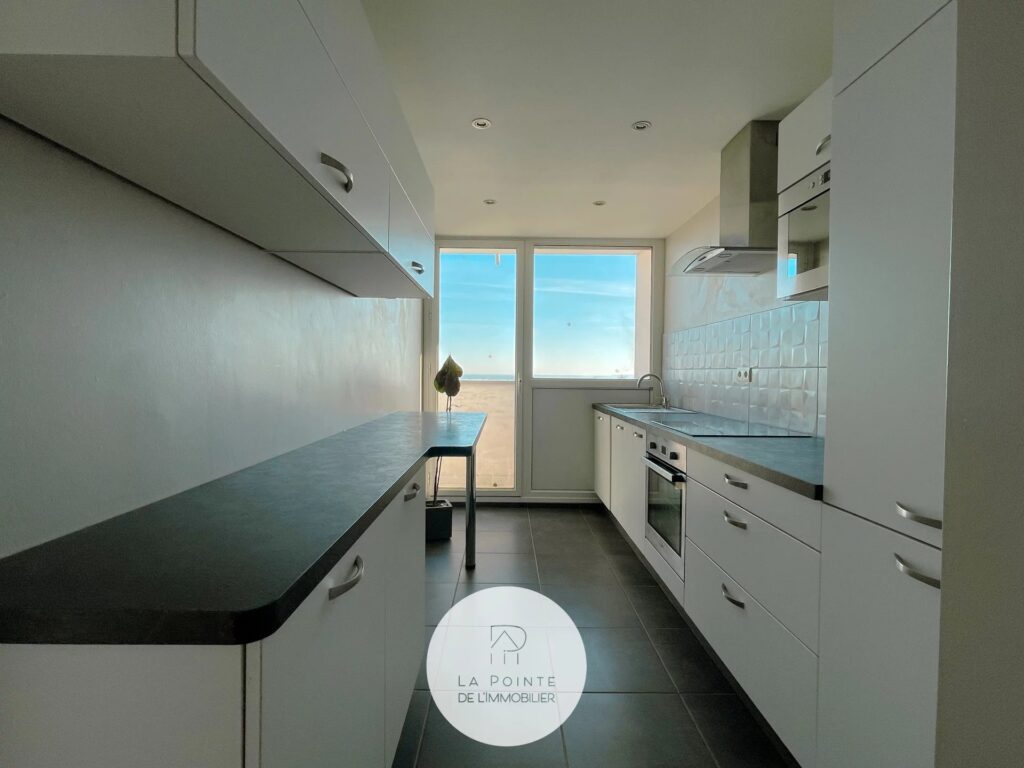 Appartement T4 à Saint-Brieuc avec vue imprenable sur la baie et la ville – 4 pièces – 2 chambres – 73.57 m²