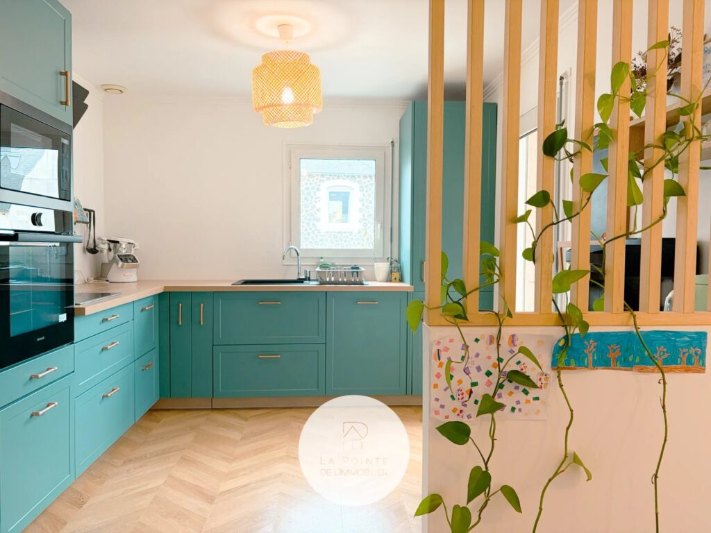 Maison cocooning avec terrasse – Quartier Saint-Michel à Saint-Brieuc – 4 pièces – 2 chambres – 103.4 m²