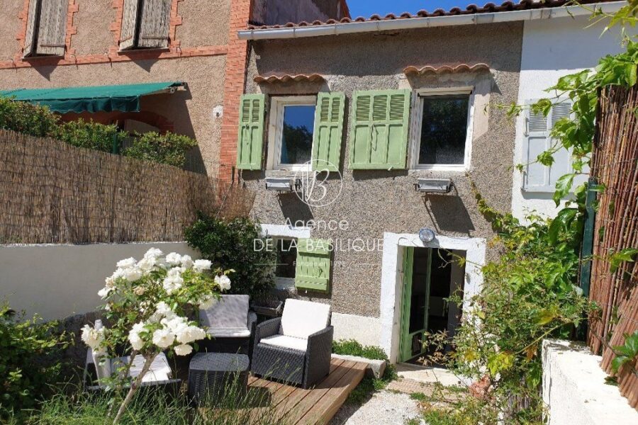 Maison à vendre à Saint-maximin-la-sainte-baume — Vue nature — photo 3