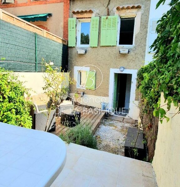 Maison à vendre à Saint-maximin-la-sainte-baume — Vue nature — photo 8