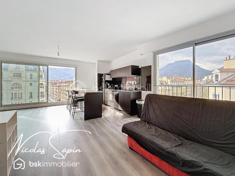 T3 sur Grenoble aux portes du centre-ville avec vue dégagée – 3 pièces – 1 chambre – 66 m²