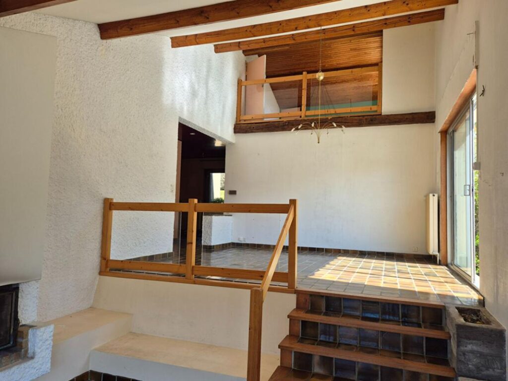 Maison d&rsquo;architecte Echenoz La Meline 5 pièce(s) 138 m2 – 5 pièces – 3 chambres – 138 m²