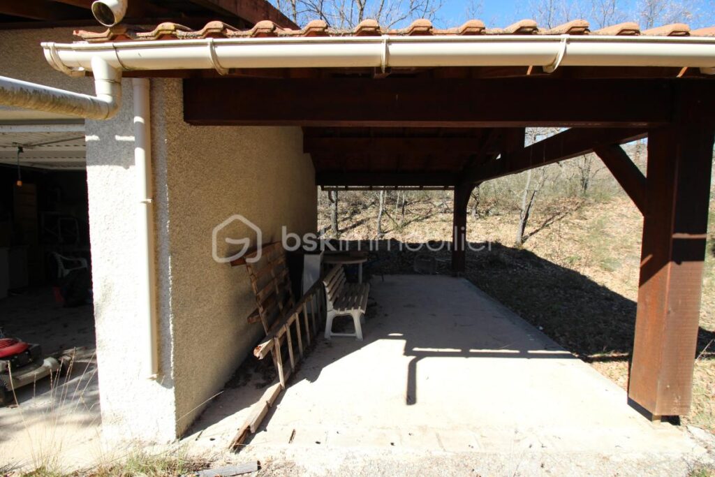 🌿 Terrain d’exception 1 750 m² – Vue montagnes – Cadre naturel préservé – NR pièces – NR chambres – 1757 m²