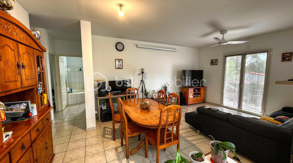 Vente Maison F4 de 81 m² sur Saint-Joseph – 4 pièces – 3 chambres – 81 m²