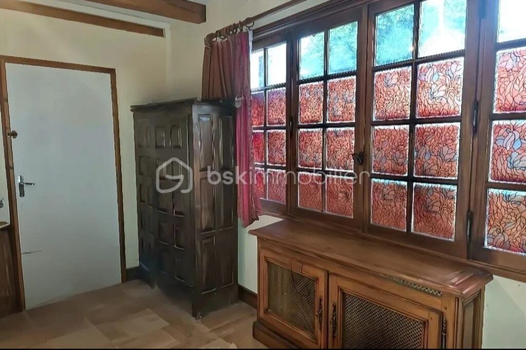 Grande Maison ancienne de caractère à Sens – 11 pièces – 9 chambres – 383 m²