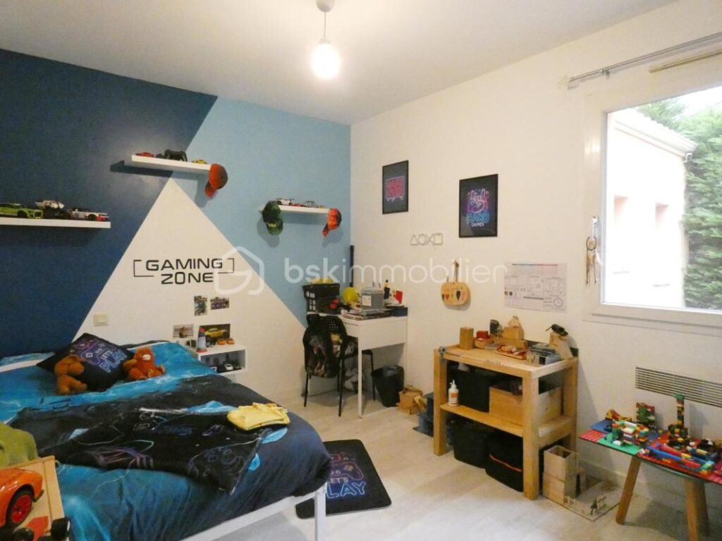 Maison 6 pièces 120 m2 – 6 pièces – 5 chambres – 120 m²