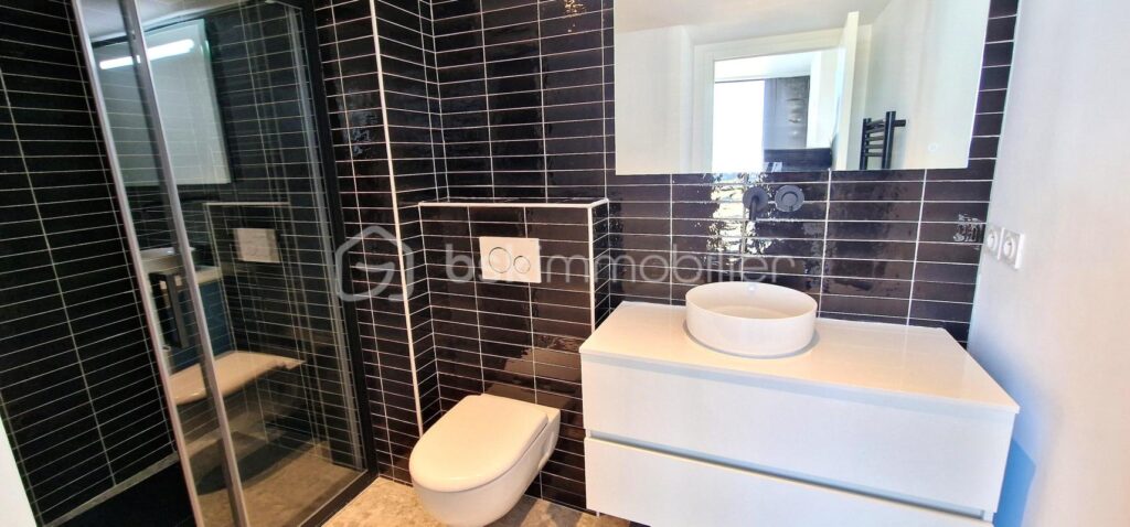 À VENDRE – BEAU 2 PIÈCES AVEC VUE MER, À DEUX PAS DE MONACO QUARTIER MONEGHETTI – 2 pièces – 1 chambre – 33 m²