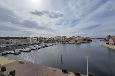 APPARTEMENT VUE ÉTANG ET CANIGOU – 1 pièce – NR chambres – 25 m²