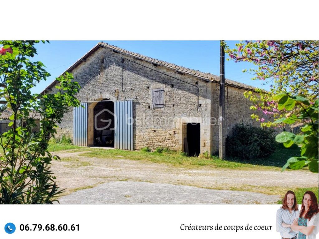 Ancien corps de ferme à rénover – 5 pièces – 4 chambres – 173 m²