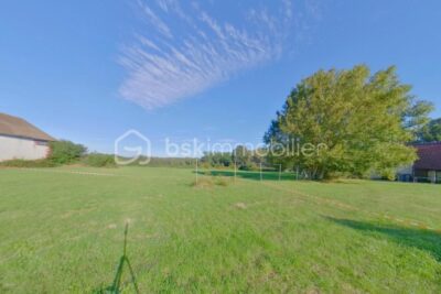 Longère de 92 m² sur 4065 m² de terrain – 6 pièces – 3 chambres – 92 m²