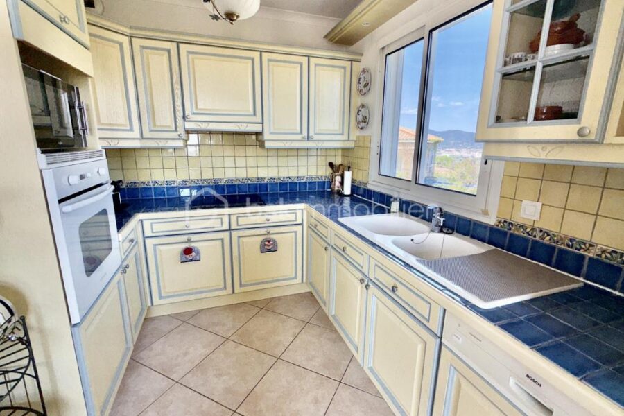 Appartement à vendre à Hyeres