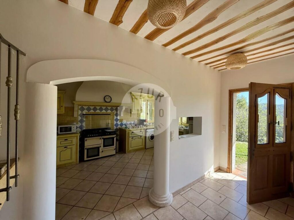 Lascours_Maison de type 3 91.08m² avec garage et dépendance sur 3000m² de terrain – 3 pièces – 2 chambres – 91 m²