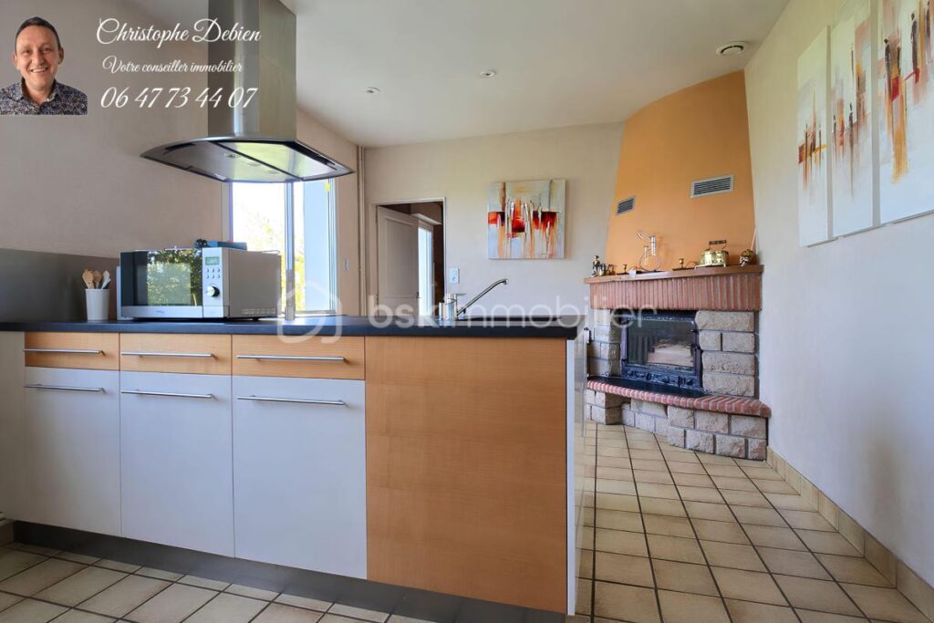 🌿 MAISON PLAIN-PIED – VUE CAMPAGNE SANS VIS-À-VIS – 2 587 M² DE TERRAIN – DÉPENDANCE 350 M² 🌿 – 5 pièces – 2 chambres – 111 m²