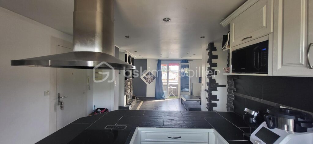 Appartement T4 Lumineux avec Balcon Plein Sud – Gap Sud – 4 pièces – 2 chambres – 74 m²