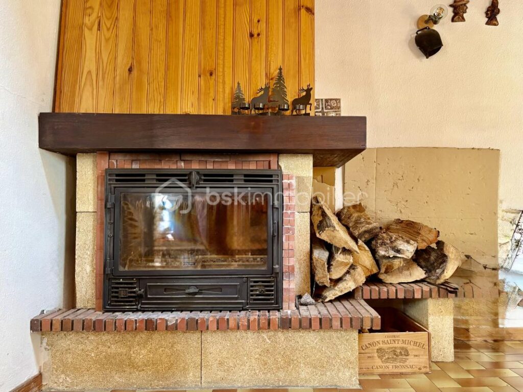 Rare sur le secteur : chalet à Bolquère (66) avec deux appartements indépendants à un prix très attractif – 5 pièces – 3 chambres – 90 m²