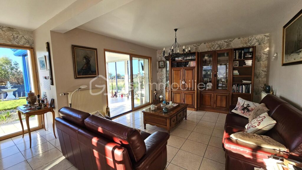 Maison d’Architecte Vue Mer – Équipée PMR – Plage 3 mn – 7 pièces – 3 chambres – 223 m²