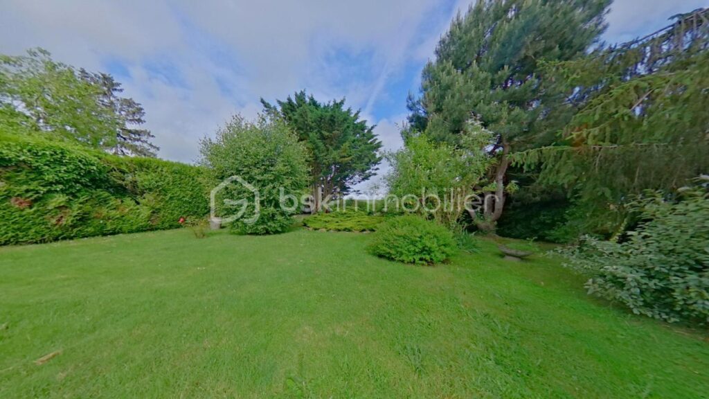 ✨ Maison traditionnelle avec vue panoramique – Cadre exceptionnel à 3 min de Pont-sur-Yonne ✨ – 5 pièces – 4 chambres – 140 m²