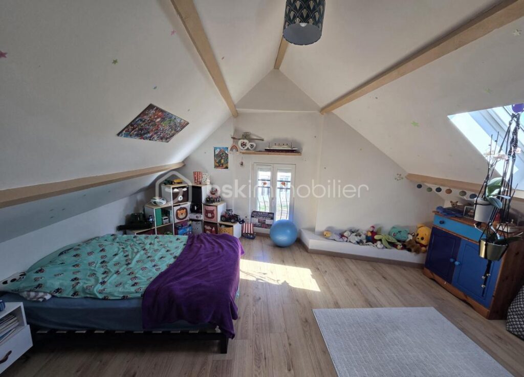 Maison pleine de charme – 5 pièces – 3 chambres – 150 m²