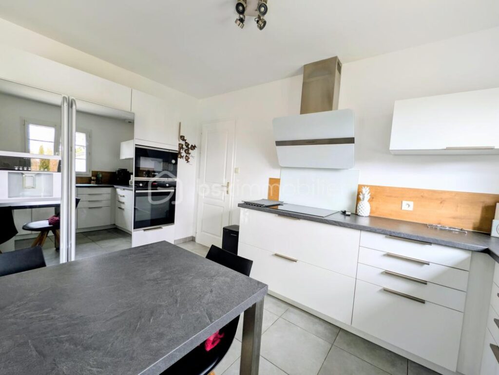 Maison 3 chambres – Jardin arboré 450m2– Garage – Aucun travaux – Soubise – 4 pièces – 3 chambres – 97 m²