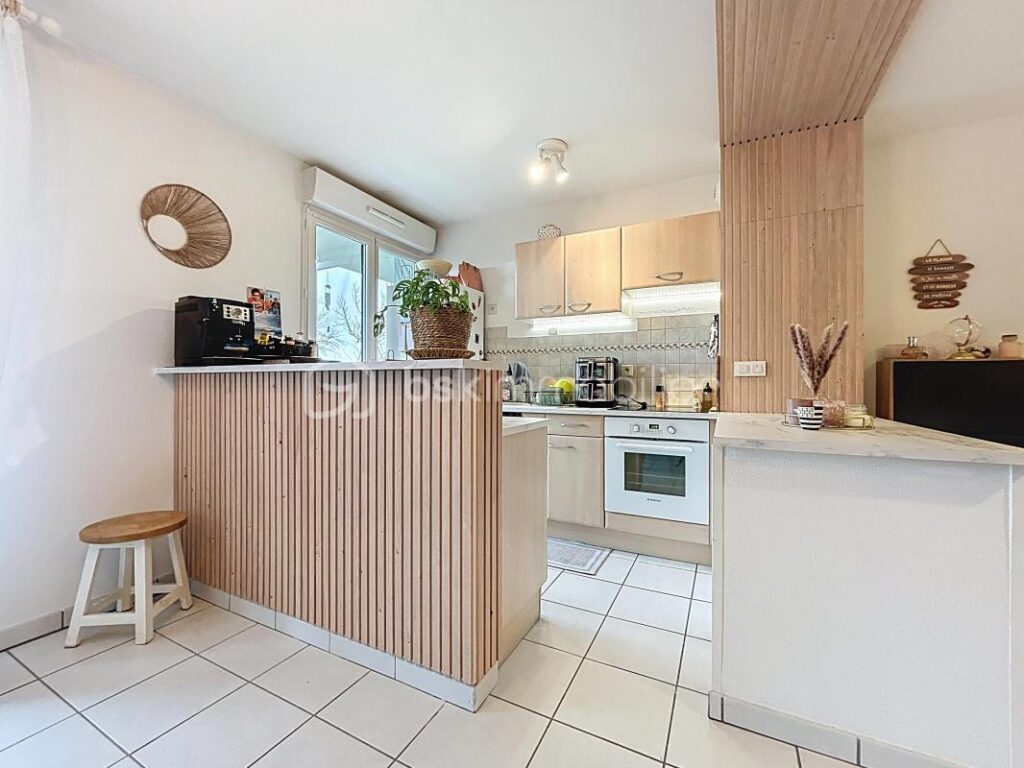 T3 lumineux au calme – À 2 min du tram La Gardette – 3 pièces – 2 chambres – 60 m²