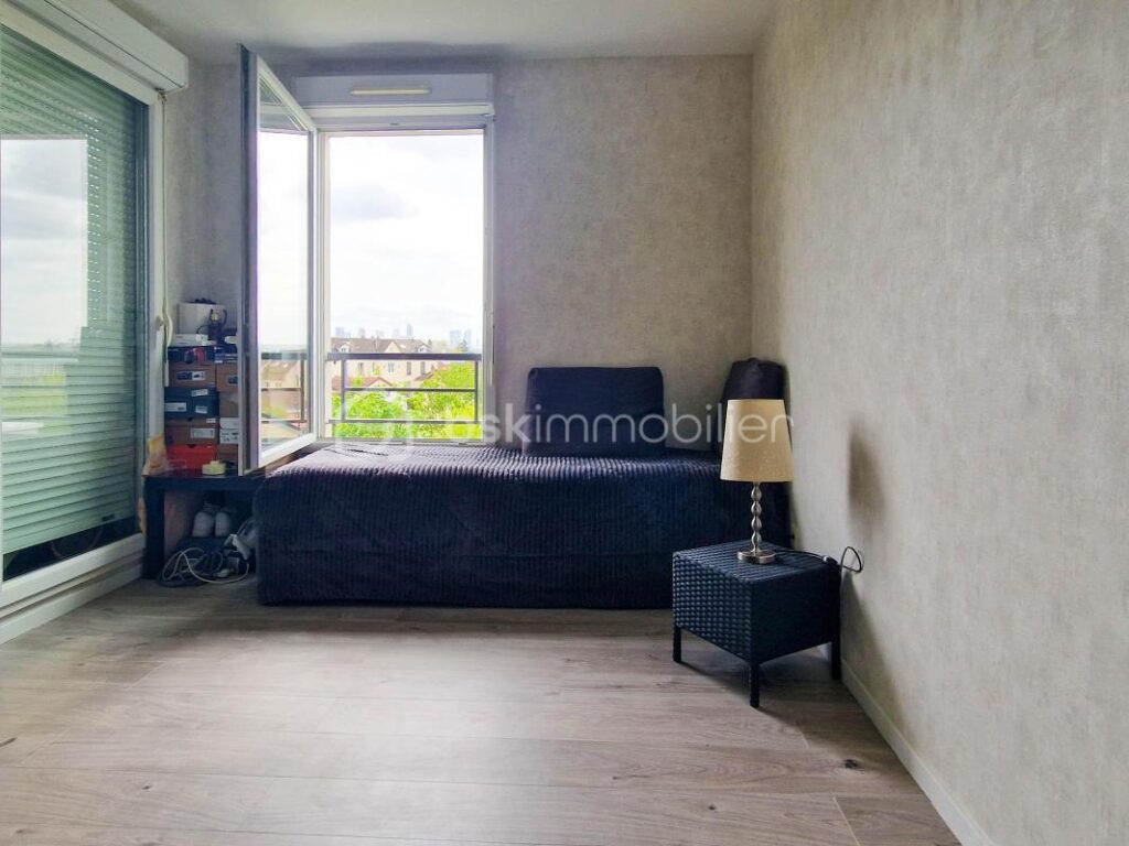 Appartement moderne et lumineux à vendre avec balcon et terrasses dans un quartier prisé – 4 pièces – 3 chambres – 75 m²