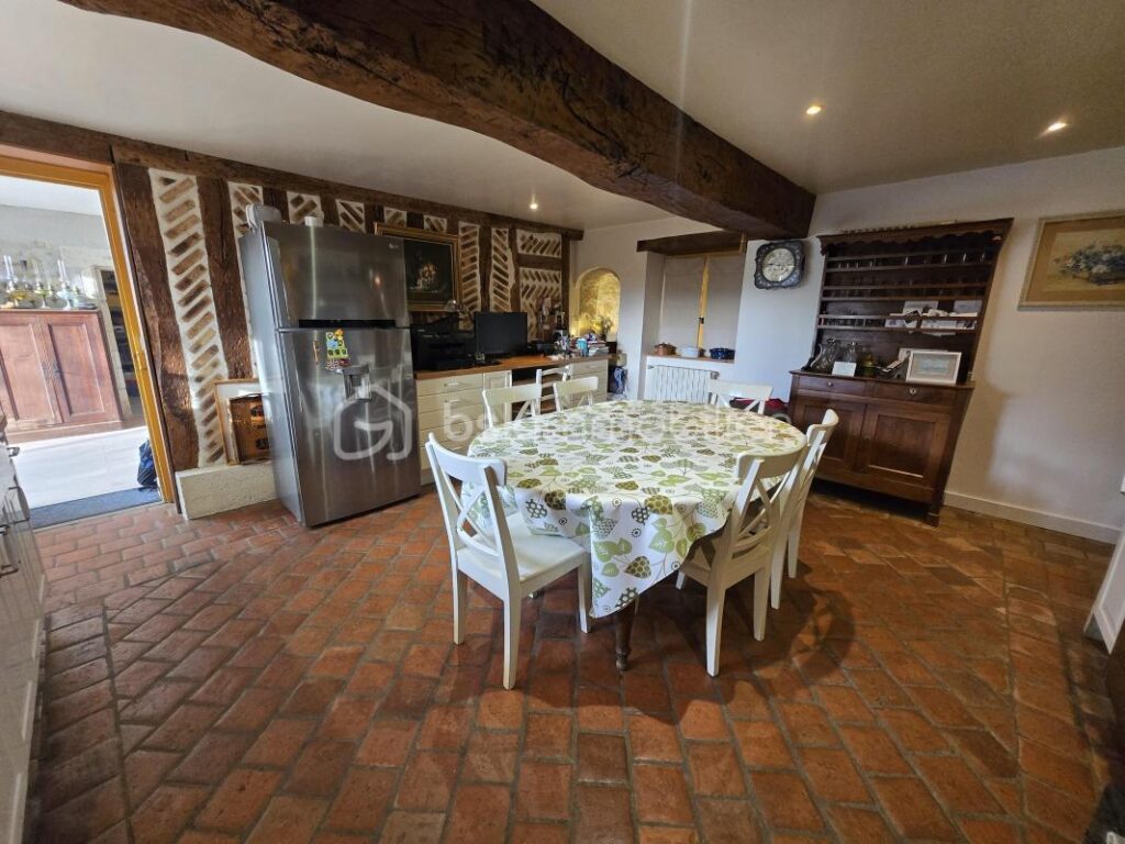 Magnifique Corps de Ferme de 188 m² à Chaulgnes – 5 pièces – 4 chambres – 188 m²