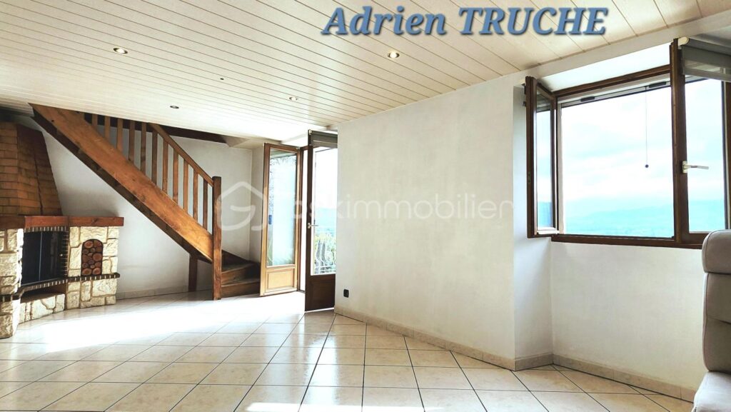 Corps de ferme rénové évolutif – Environnement verdoyant et calme – Belle performance thermique – 5 pièces – 3 chambres – 138 m²